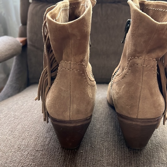 Sam Edelman Leti Suede Fringe ankle boots with embroidered detail, Size 7.5 - Picture 7 of 12